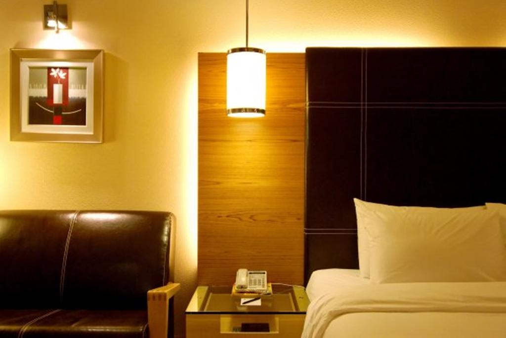 New World Suites Bintulu Exteriér fotografie