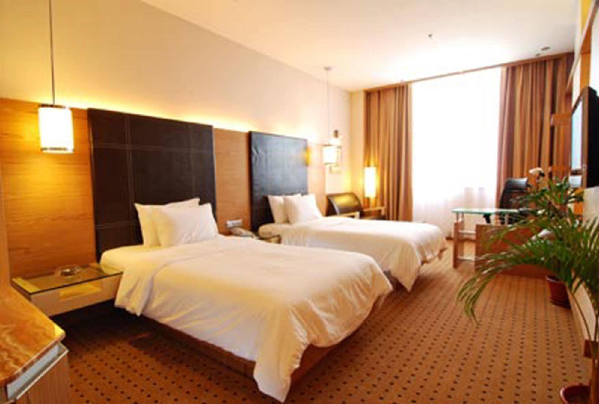 New World Suites Bintulu Exteriér fotografie